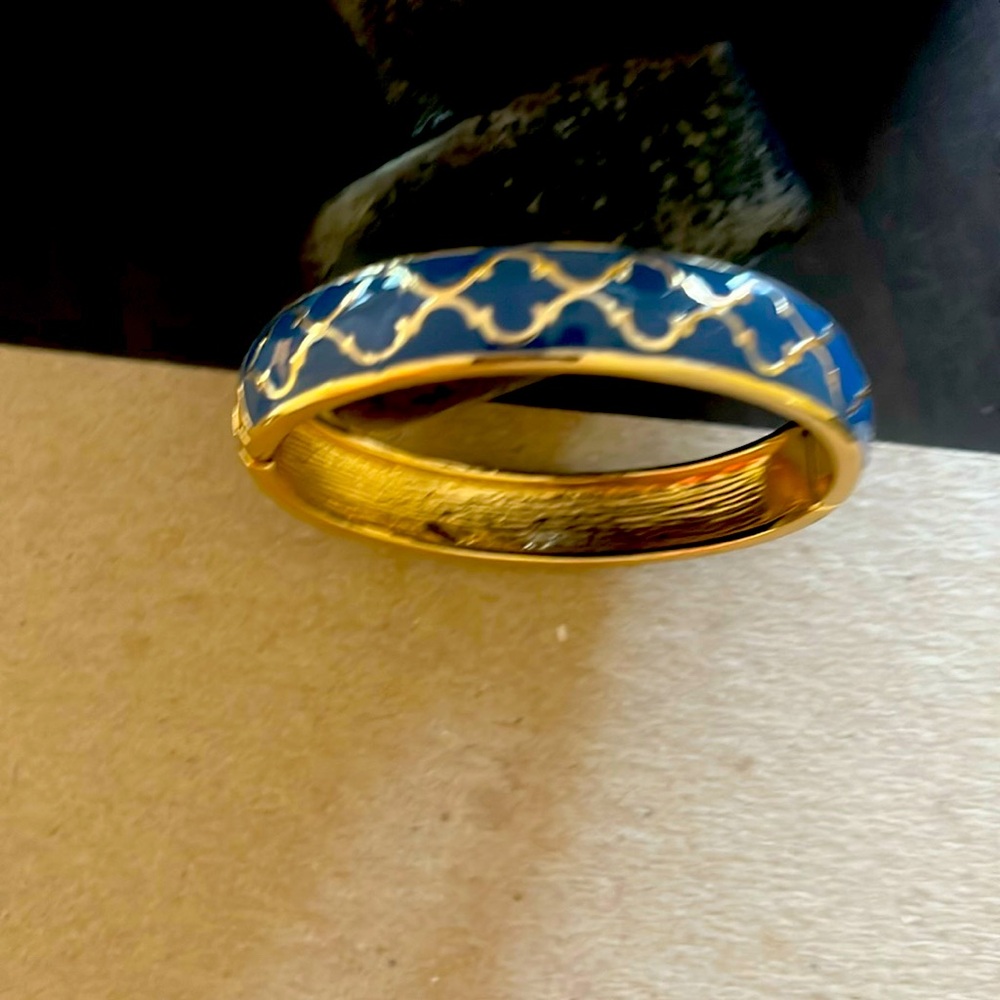 Fornash bangle